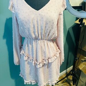 143 Story Ruffle Tiered Long Sleeve Swiss Dot Pink Dress size Medium
